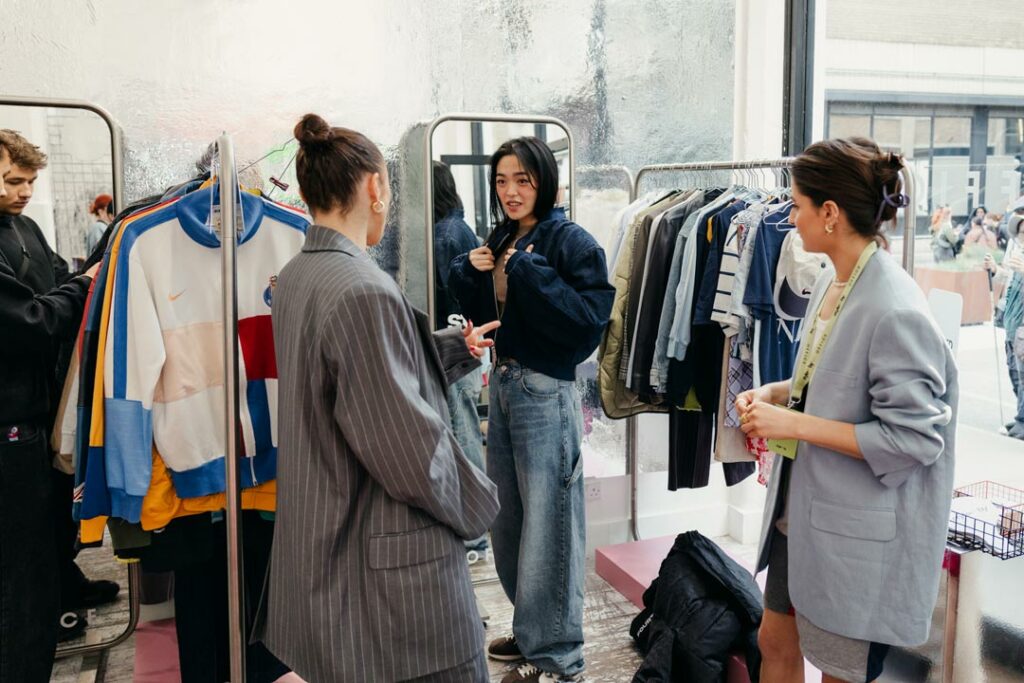 nike returns post office