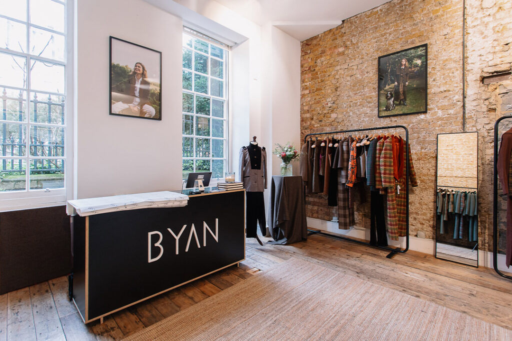 London hanging rail hire by FoundPop