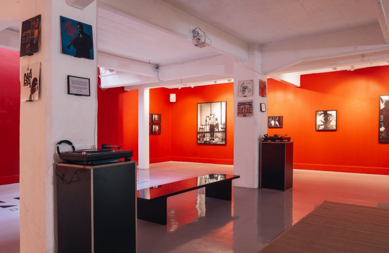 Music pop-up rental furniture for Night Dreamer