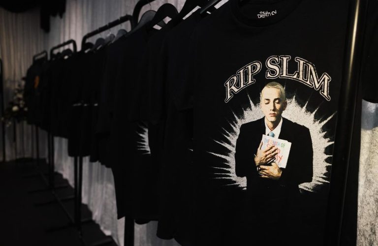 eminem-london-pop-up-foundpop
