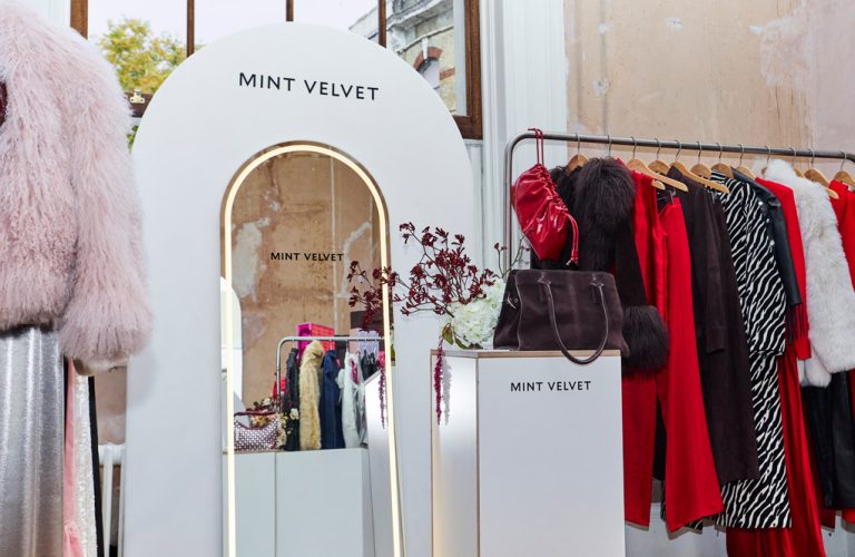 London hanging rail hire by FoundPop